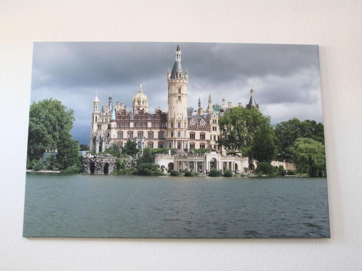 Ferienwohnung Am Aubach In Schwerin シュヴェリーン エクステリア 写真